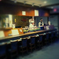 Foto tirada no(a) Kabuto Japanese House of Steak &amp;amp; Sushi por Gilmar P. em 3/13/2012