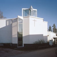 Photo taken at Merirasti-kappeli by Uskotoivorakkaus on 4/11/2012