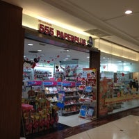 Photo taken at 555 Paperplus by Rinny C. on 4/22/2012