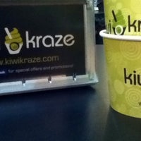 Foto tomada en Kiwi Kraze  por Carla R. el 2/14/2012