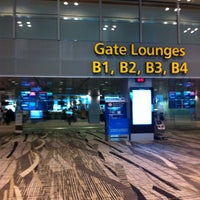Photo taken at SIA First Class Reception @ Changi Airport T2 by Tan J. on 8/31/2011