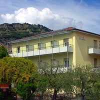 Das Foto wurde bei Hotel Villa Clara von Claudio B. am 4/30/2012 aufgenommen