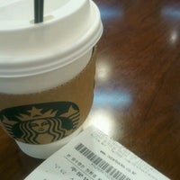 Photo taken at STARBUCKS COFFEE by Jeehyun Y. on 9/12/2012