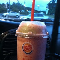 Photo taken at Burger King by 👑 Sh&amp;#39;Ray 💋 on 7/14/2012