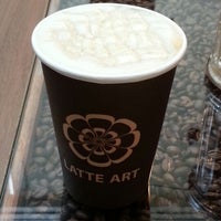 Photo taken at Latte Art Kaffeebar by Son J. on 9/12/2012