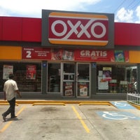 Photo taken at OXXO by Felipe H. on 6/15/2012