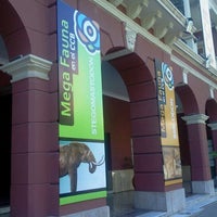 รูปภาพถ่ายที่ Centro Cultural del Bicentenario de Santiago del Estero โดย Juan Paolo N. เมื่อ 3/8/2012