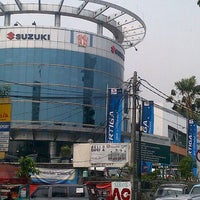Photo taken at SUZUKI Kebon Jeruk by Herry H. on 7/9/2012