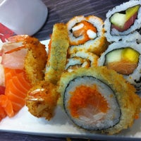 Photo taken at Sushi Bar Pingo Doce by Martim W. on 8/3/2012