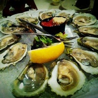 Photo taken at Van Rensselaer’s Restaurant and Raw Bar by Menglin H. on 5/27/2012