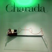 รูปภาพถ่ายที่ Charada โดย Lander T. เมื่อ 6/20/2011