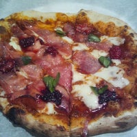 Photo taken at Pizzeria Limone by Matt T. on 1/28/2012