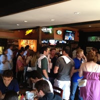 Foto scattata a St. John&amp;#39;s Tavern da Brent C. il 6/9/2012