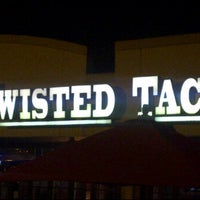 Foto diambil di Twisted Taco Perimeter oleh ERIC pada 12/14/2011