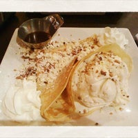 Foto tirada no(a) Spin Dessert Cafe por Moonal S. em 5/15/2011