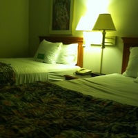 Photo prise au La Quinta Inn &amp; Suites Kingsport TriCities Airport par Michael C. le10/27/2011