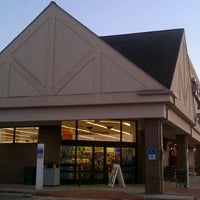 Photo taken at Walgreens by Toby R. on 8/18/2011