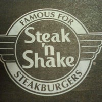 Photo taken at Steak &amp;#39;n Shake by Mike H. on 9/5/2011