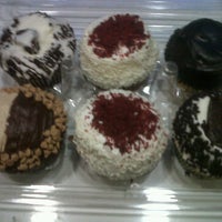 Photo taken at Crumbs Bake Shop by JiMz $. on 3/29/2012