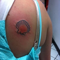 6/21/2012にJessica H.がOxygen Tattoo &amp;amp; Body Piercing Studioで撮った写真
