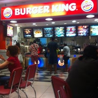 Photo taken at Burger King by Flavio D. on 8/25/2012