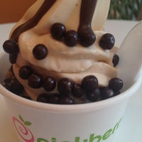 Photo taken at Pinkberry by Jerry B. on 6/24/2012