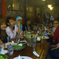 Photo taken at Resto Taman Hek by Are B. on 8/17/2012