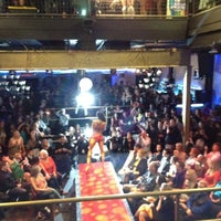 Foto diambil di NV Nightclub oleh DJERICB.COM pada 3/3/2012