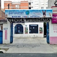 Foto tirada no(a) Veterinaria Pet Planet por Jorge M. em 8/3/2012
