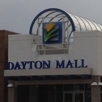 Das Foto wurde bei Dayton Mall von Nicole M. am 3/4/2012 aufgenommen