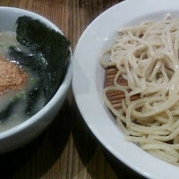 Photo taken at 博多つけ麺 秀 by Takashi M. on 3/1/2012