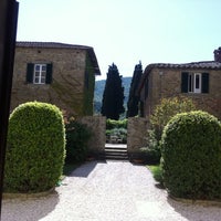 Photo taken at Villa Di Piazzano Hotel Cortona by Marina K. on 5/11/2012