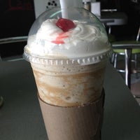 6/28/2012にJesus D.がCafe Koffie Lamで撮った写真