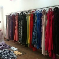 รูปภาพถ่ายที่ Snob Boutique โดย Thais S. เมื่อ 6/8/2012