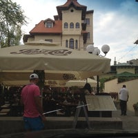 Hanu Berarilor Interbelic Romanian Restaurant In BucureÈti