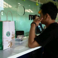 Photo taken at KCP Bank Mandiri Bandara Soekarno-Hatta by SiikecilNiaragustinne .. on 9/14/2011