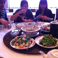 Photo taken at Ruby Chinese Restaurant by Fandy G. on 8/9/2011