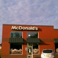 Photo taken at McDonald&amp;#39;s by Robert G. on 8/16/2011