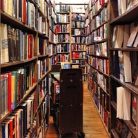 Photo taken at Strand Bookstore by Steven L. on 5/1/2012