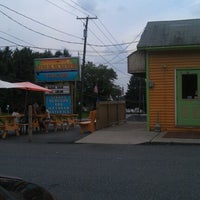 รูปภาพถ่ายที่ Geakers Tacos โดย Susan เมื่อ 8/15/2012
