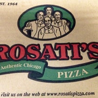 Снимок сделан в Rosati&amp;#39;s Pizza пользователем Graciella C. 9/6/2012