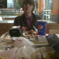 Photo prise au KFC par Natalie A. le9/21/2011