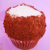 Foto tirada no(a) Ms. Goody Cupcake por Kory A. em 1/16/2012