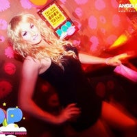 รูปภาพถ่ายที่ Connections Nightclub โดย Barbie Q. เมื่อ 10/17/2011