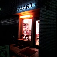 Foto tirada no(a) SMART渋谷店：iPhone修理・MacBookバッテリー交換修理 por Naoyuki S. em 3/20/2012