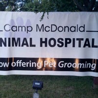 Foto diambil di Companion Animal Hospital Mount Prospect oleh Logan G. pada 9/23/2011
