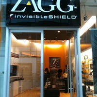 Photo taken at ZAGG invisibleSHIELD at Westfield San Francisco Centre by Christopher M. on 8/6/2011