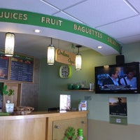 Photo taken at Daily Green by Gabriela P. on 4/23/2012