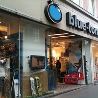 4/16/2011 tarihinde Lisa-Marie L.ziyaretçi tarafından Blue Tomato Shop Graz'de çekilen fotoğraf