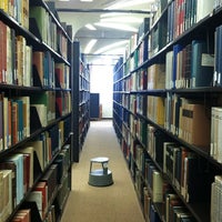 6/6/2012 tarihinde Vicki L.ziyaretçi tarafından University Library'de çekilen fotoğraf